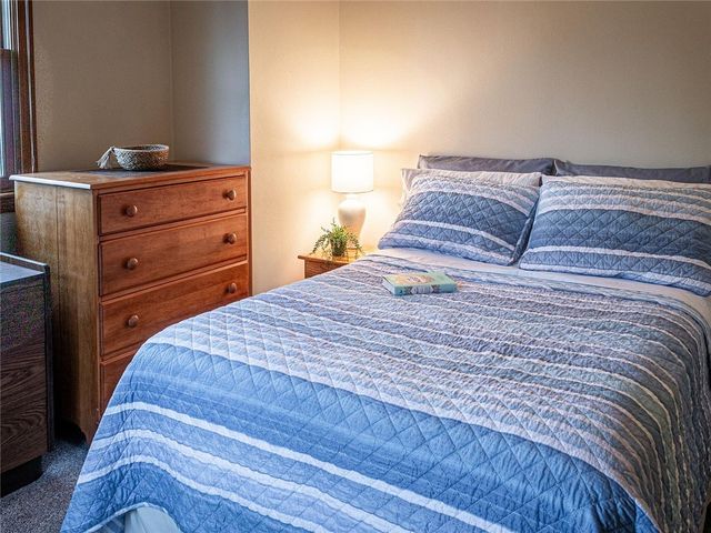 21 Annandale Terrace, Newport, RI 02840