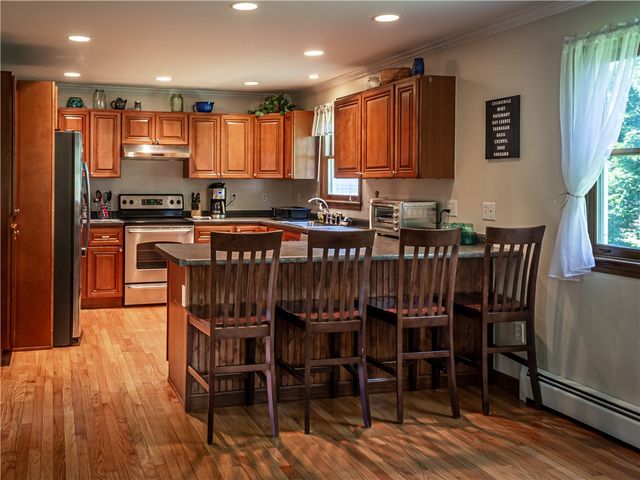 21 Annandale Terrace, Newport, RI 02840