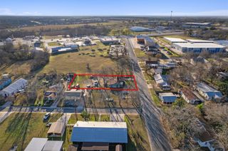 503 W Alamo ST, Elgin, TX 78621