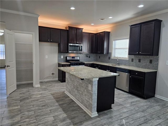 4514 Sweet Water Drive, Gainesville, GA 30504