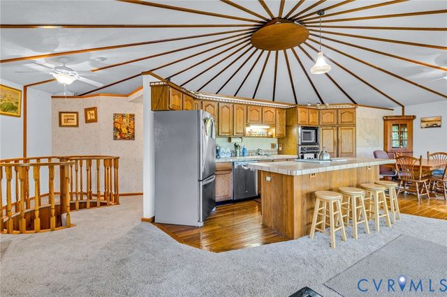 316 Plantation Dr, Montross, VA 22520