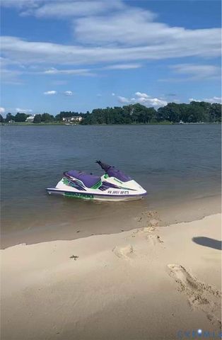 316 Plantation Dr, Montross, VA 22520