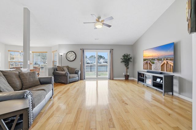 815 Sultana Dr., Little River, SC 29566