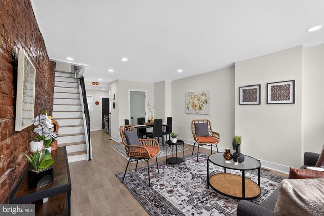2019 MANTON ST, Philadelphia, PA 19146