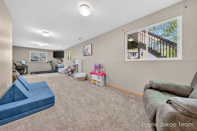 10880 Timberline Drive, Allendale, MI 49401