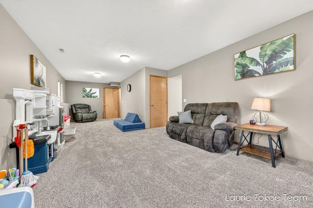 10880 Timberline Drive, Allendale, MI 49401