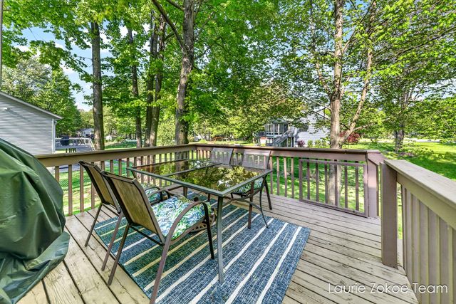 10880 Timberline Drive, Allendale, MI 49401