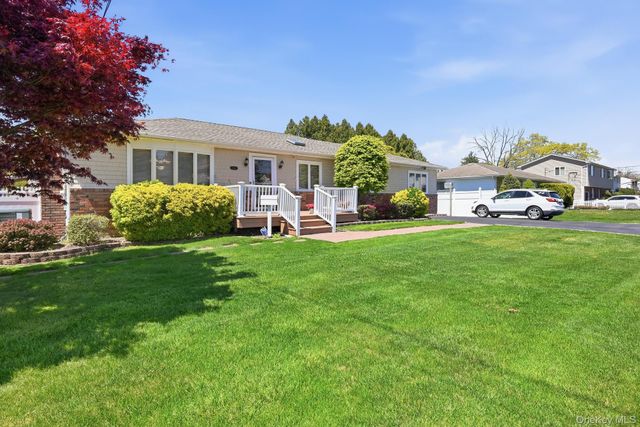 164 Eastwood Avenue, Deer Park, NY 11729