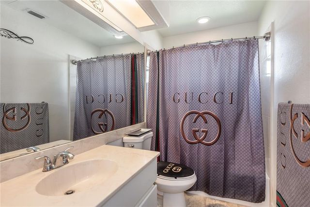 1170 Laguna Springs Drive, Weston, FL 33326