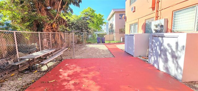 744 85th St 1, Miami Beach, FL 33141