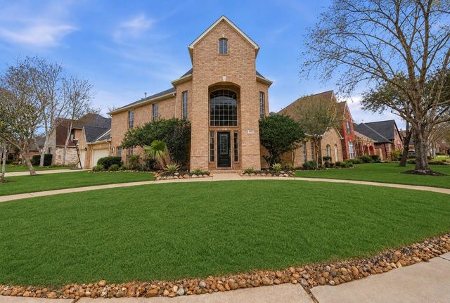 1711 Forestlake Drive, Sugar Land, TX 77479