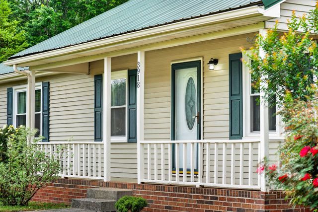3918 Ashley Dr, Murfreesboro, TN 37128