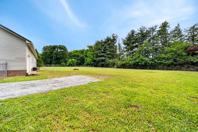 3918 Ashley Dr, Murfreesboro, TN 37128