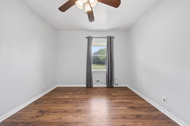 3918 Ashley Dr, Murfreesboro, TN 37128