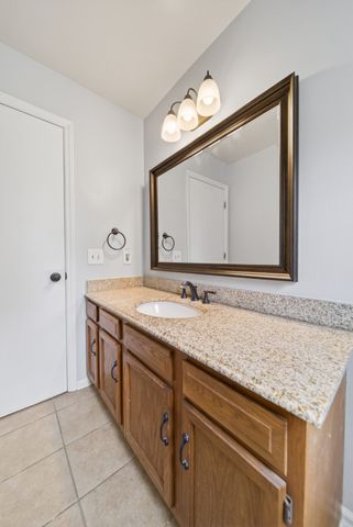 3918 Ashley Dr, Murfreesboro, TN 37128