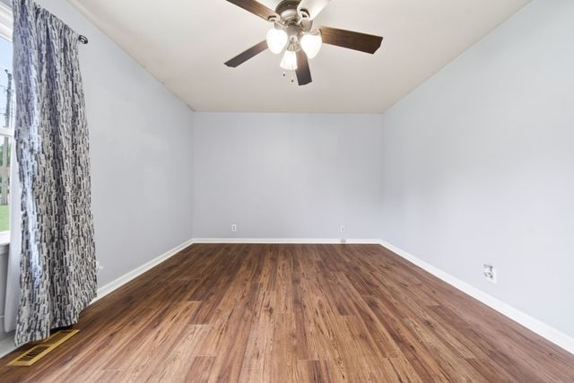 3918 Ashley Dr, Murfreesboro, TN 37128