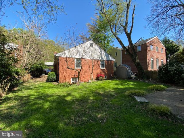 1708 N ROOSEVELT ST, Arlington, VA 22205