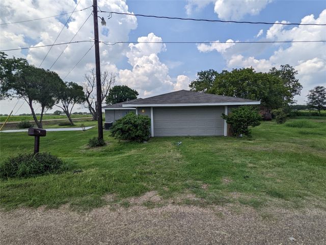 383 County Road 227, East Bernard, TX 77435