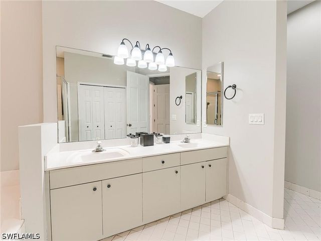 8529 Fairway Bend DR, Fort Myers, FL 33967