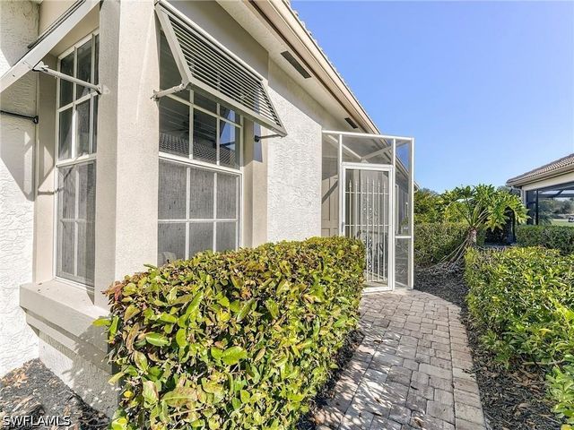 8529 Fairway Bend DR, Fort Myers, FL 33967