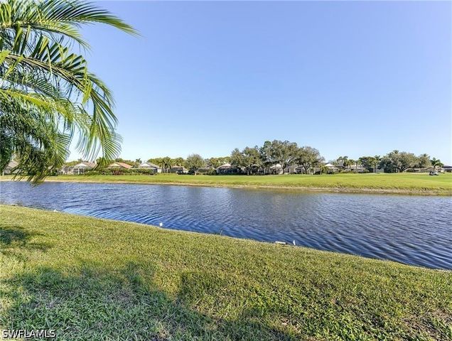 8529 Fairway Bend DR, Fort Myers, FL 33967