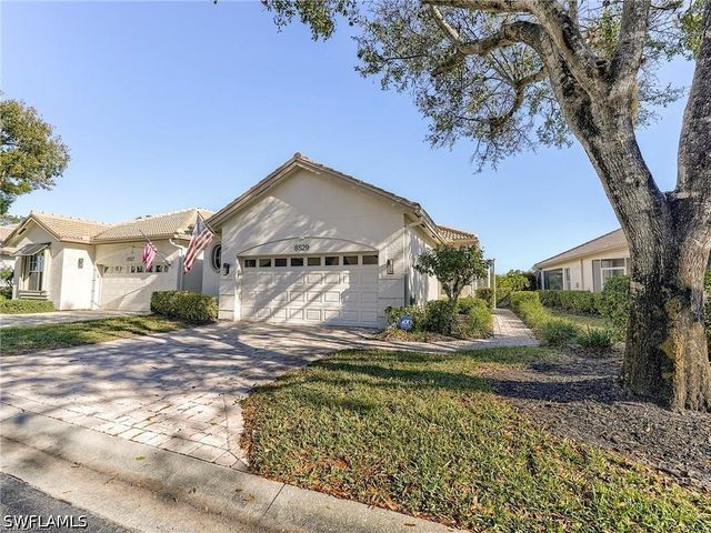 8529 Fairway Bend DR, Fort Myers, FL 33967
