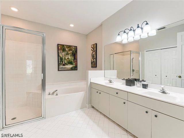 8529 Fairway Bend DR, Fort Myers, FL 33967