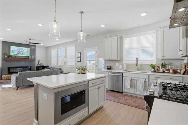 1700 Fulmont Circle, Mableton, GA 30126