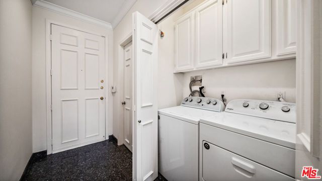 200 N ALMONT Drive 302, Beverly Hills, CA 90211