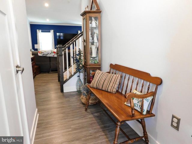 1046 MOSCARIELLO LN, Royersford, PA 19468