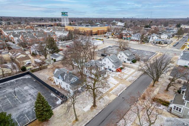 201 W Parent Avenue, Royal Oak, MI 48067