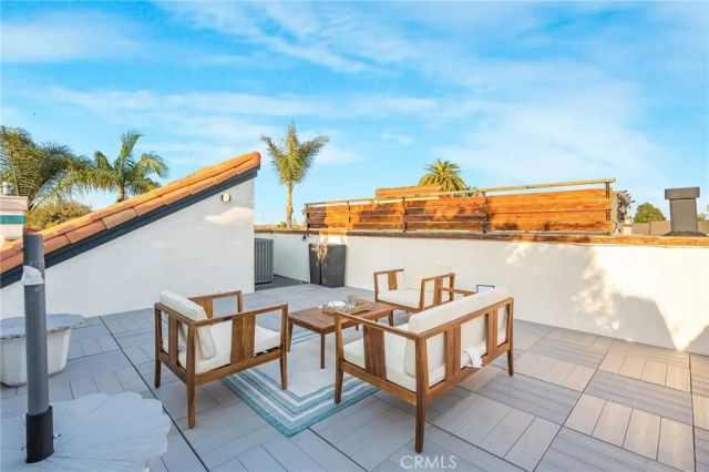 4040 E 6th, Long Beach, CA 90814