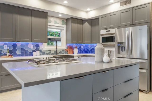 4040 E 6th, Long Beach, CA 90814