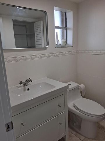 9800 Sunrise Lakes Boulevard 109, Sunrise, FL 33322
