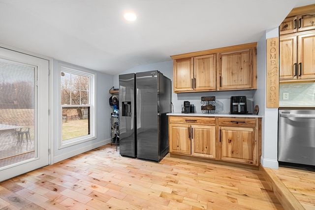 104 Sw Cutoff, Northborough, MA 01532