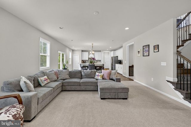 15609 THOROUGHFARE RD, Gainesville, VA 20155