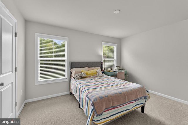 15609 THOROUGHFARE RD, Gainesville, VA 20155