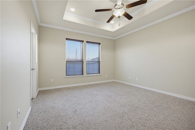 7650 Sable Creek Dr, Corpus Christi, TX 78414