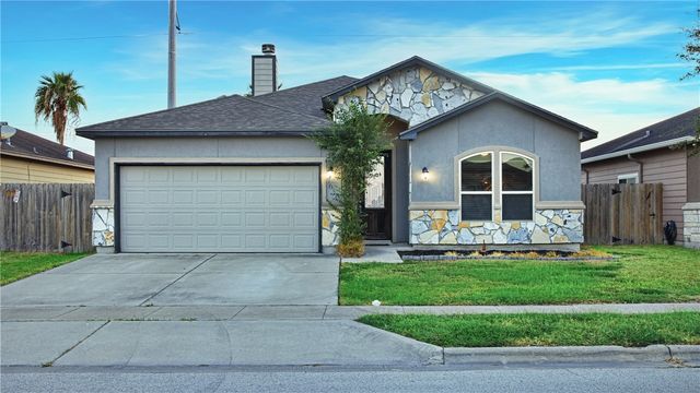 7650 Sable Creek Dr, Corpus Christi, TX 78414