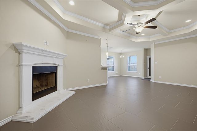 7650 Sable Creek Dr, Corpus Christi, TX 78414