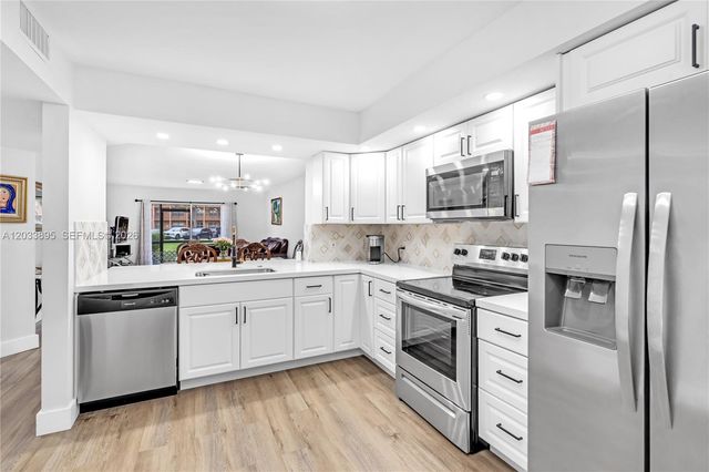 701 SW 142nd Avenue 108S, Pembroke Pines, FL 33027