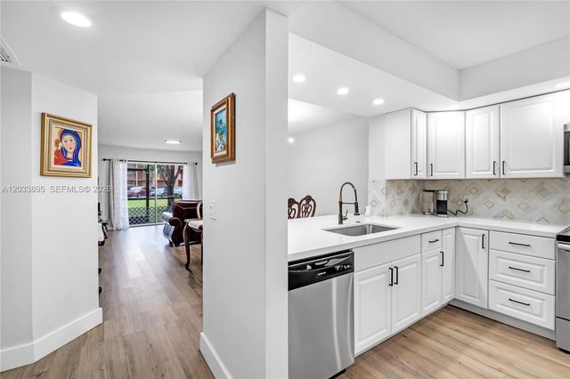 701 SW 142nd Avenue 108S, Pembroke Pines, FL 33027