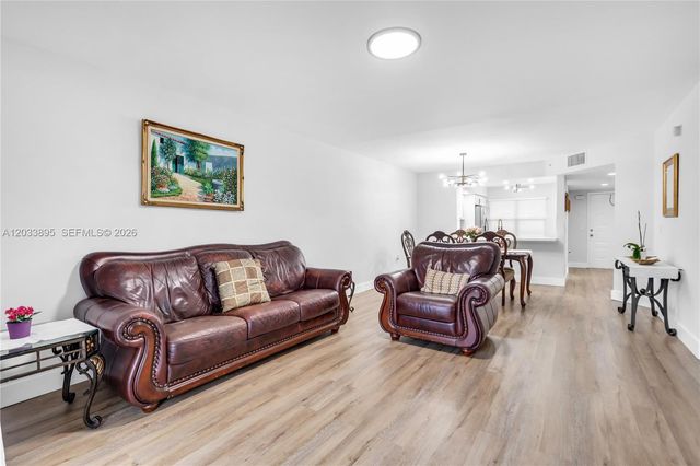 701 SW 142nd Avenue 108S, Pembroke Pines, FL 33027
