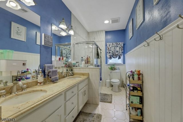 510 Alps Rd, Wayne Twp., NJ 07470