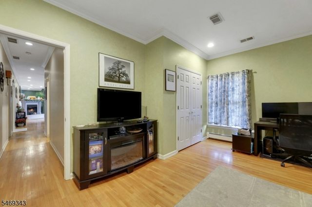 510 Alps Rd, Wayne Twp., NJ 07470