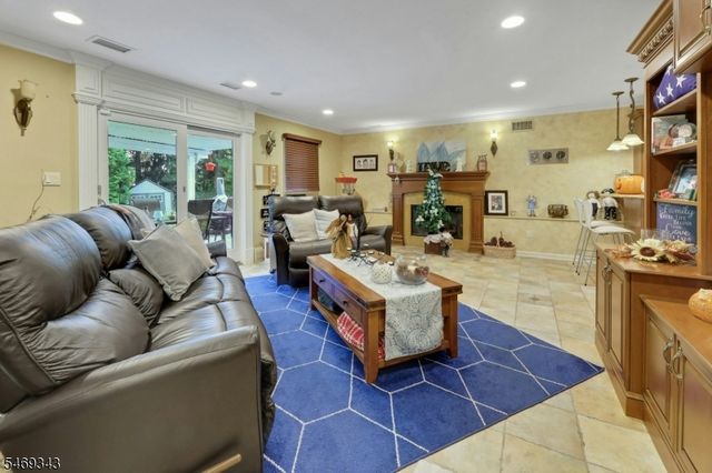 510 Alps Rd, Wayne Twp., NJ 07470