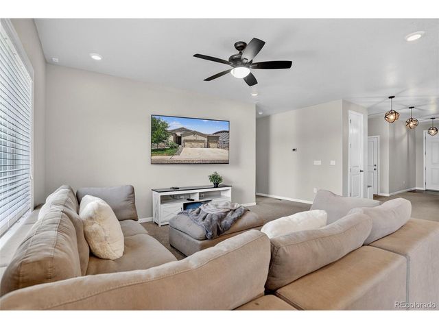 1833 Homestead Dr, Fort Lupton, CO 80621