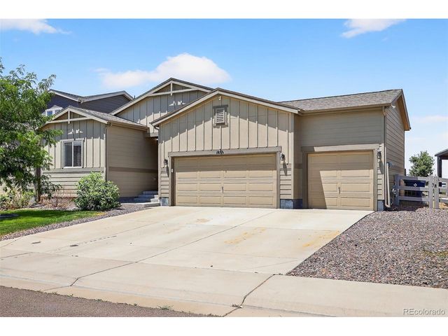 1833 Homestead Dr, Fort Lupton, CO 80621