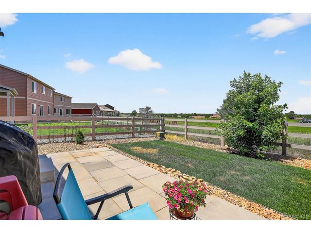 1833 Homestead Dr, Fort Lupton, CO 80621