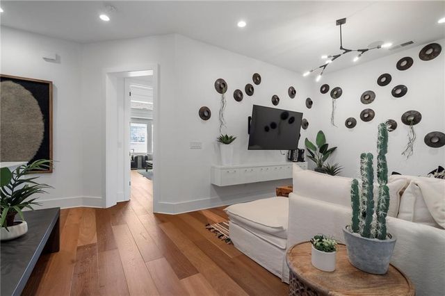 6740 Avis Walk, Alpharetta, GA 30005